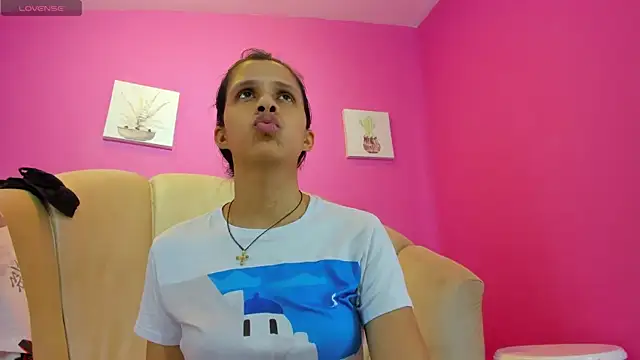 mitzukywinteer online show from February 19, 2026, 8:06 pm