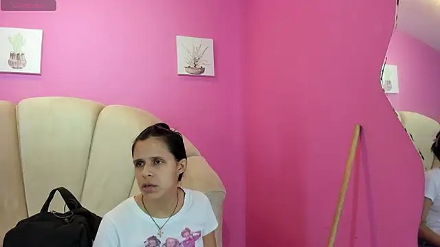 mitzukywinteer online show from February 23, 2026, 8:42 pm