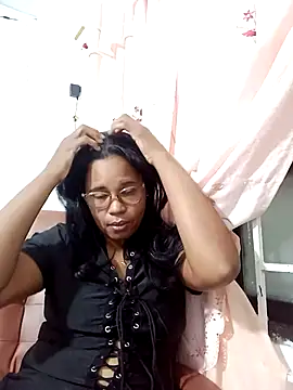 Snapshot of Yandris_1212 chatting on January 18, 2026, 1:20 am Yandris 1212 online show from January 18, 2026, 1:20 am