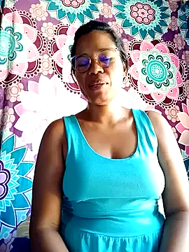 Snapshot of Yandris_1212 chatting on February 17, 2026, 1:52 pm Yandris 1212 online show from February 17, 2026, 1:52 pm