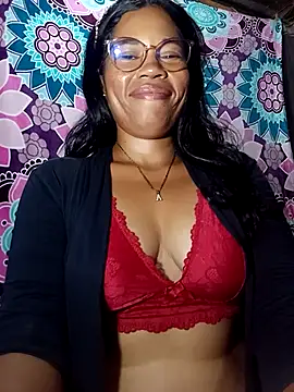 Snapshot of Yandris_1212 chatting on March 4, 2026, 1:35 am Yandris 1212 online show from March 4, 2026, 1:35 am