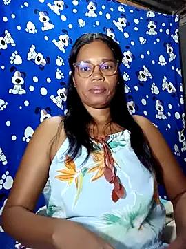 Snapshot of Yandris_1212 chatting on February 24, 2026, 12:33 am Yandris 1212 online show from February 24, 2026, 12:33 am