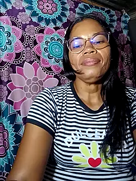 Snapshot of Yandris_1212 chatting on February 20, 2026, 2:41 am Yandris 1212 online show from February 20, 2026, 2:41 am