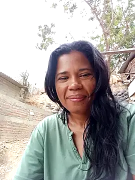 Snapshot of Yandris_1212 chatting on February 1, 2026, 2:59 pm Yandris 1212 online show from February 1, 2026, 2:59 pm