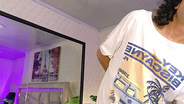 Snapshot of 4L3JX chatting on February 10, 2026, 12:26 pm 4L3JX online show from February 10, 2026, 12:26 pm