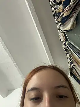 Carithooo online show from February 15, 2026, 5:52 am