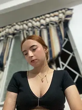 Carithooo online show from March 5, 2026, 11:43 pm