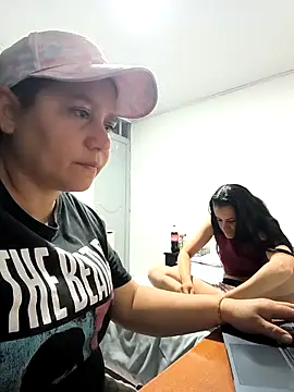 ketty Riley online show from February 8, 2026, 8:45 am