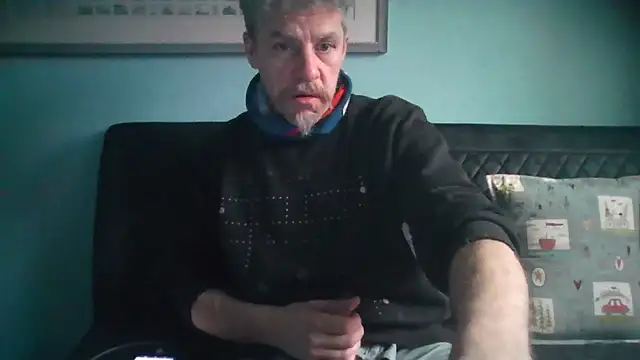 chiichii23 online show from January 11, 2025, 3:42 pm