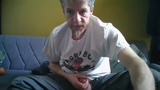chiichii23 online show from January 31, 2025, 1:56 pm