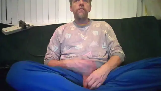 chiichii23 online show from January 16, 2025, 11:59 pm