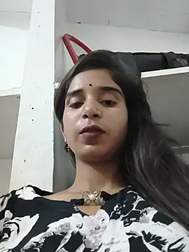 Cute-Natashaa online show from July 23, 2026, 4:47 pm