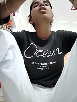 Cute-Natashaa online show from February 12, 2026, 8:14 am