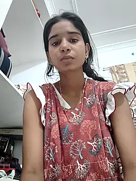 Cute-Natashaa online show from April 8, 2026, 4:03 am