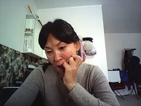 bella2322 online show from January 17, 2026, 3:54 am