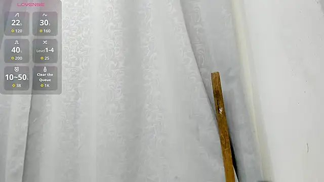 aylin parker16 online show from April 14, 2026, 11:48 am