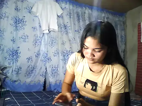 PinaySkinnyJust18 online show from March 27, 2026, 8:26 am