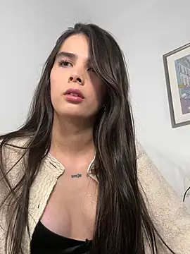 Snapshot of Lily_WellGifted chatting on February 4, 2026, 9:59 am Lily WellGifted online show from February 4, 2026, 9:59 am