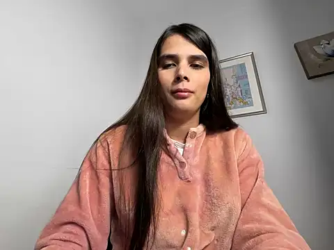 Snapshot of Lily_WellGifted chatting on February 3, 2026, 9:53 pm Lily WellGifted online show from February 3, 2026, 9:53 pm