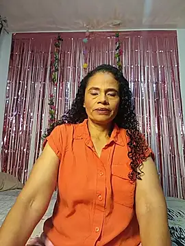 auroracandelax online show from March 25, 2026, 11:36 pm