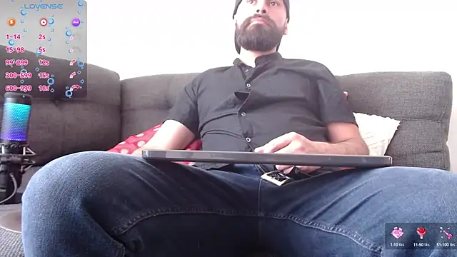Snapshot of SpermsBank chatting on February 22, 2025, 7:25 pm SpermsBank online show from February 22, 2025, 7:25 pm