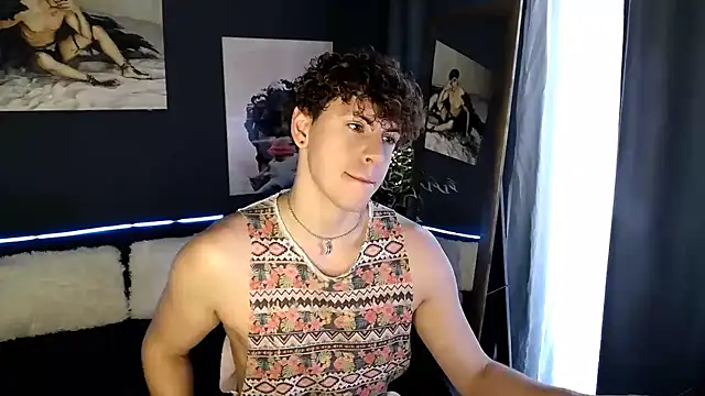 Snapshot of TylerGibson chatting on July 23, 2026, 4:21 am TylerGibson online show from July 23, 2026, 4:21 am