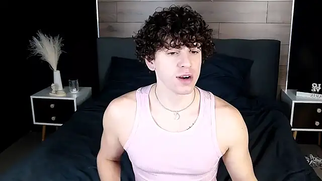 TylerGibson online show from February 10, 2026, 7:46 pm