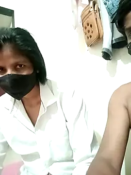 Prajakta123 online show from April 23, 2026, 5:25 pm