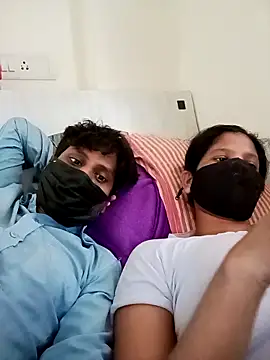 Prajakta123 online show from April 5, 2026, 10:33 am