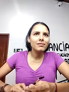 Catalinna 03 online show from February 20, 2026, 11:45 am