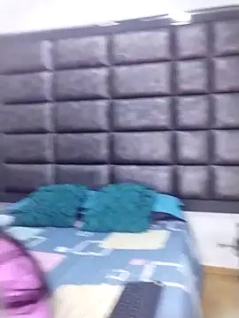 Catalinna 03 online show from February 3, 2026, 12:21 pm