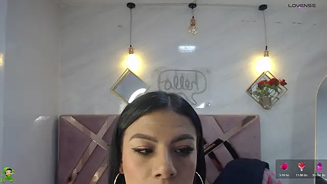 Melisa v online show from March 12, 2026, 8:13 pm