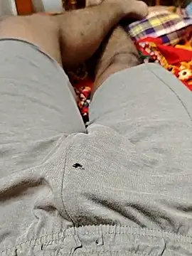 Snapshot of straightnd chatting on February 20, 2026, 8:00 pm straightnd online show from February 20, 2026, 8:00 pm