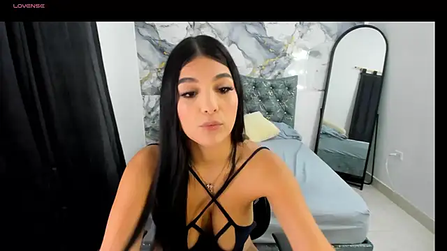 valeri 16 online show from June 13, 2026, 1:36 am