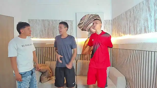 friendslikeplay online show from February 10, 2026, 9:14 pm