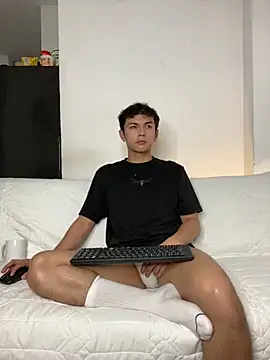 Caydensmit online show from February 1, 2026, 3:49 am