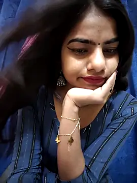 Alisha Babyy online show from April 18, 2026, 2:36 am