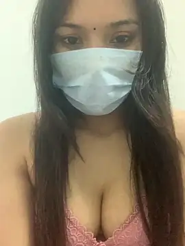 hotpooja1 online show from February 4, 2026, 11:27 am