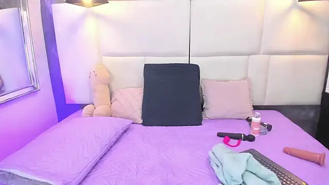 Martina armos online show from April 25, 2026, 2:25 pm