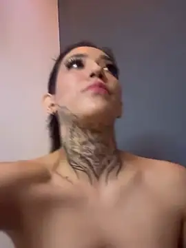 MamiSoft420 online show from April 17, 2026, 10:01 pm