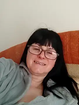 AliceSwan57 online show from May 20, 2026, 2:58 pm