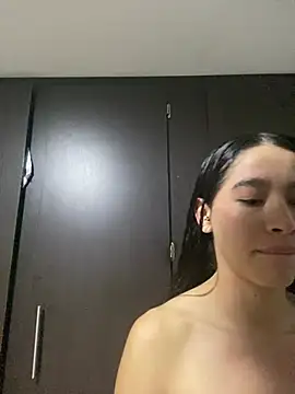 Snapshot of JuliaaVega chatting on February 28, 2026, 11:32 am JuliaaVega online show from February 28, 2026, 11:32 am