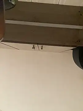 JuliaaVega online show from April 7, 2026, 12:51 pm