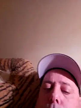 Snapshot of Martin_dick78 chatting on February 17, 2026, 9:56 pm Martin dick78 online show from February 17, 2026, 9:56 pm