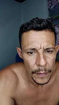 juanmaur22 online show from February 19, 2026, 10:29 pm