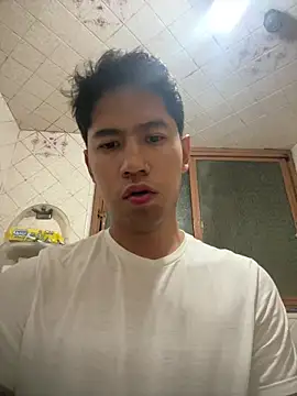 Jleonardolr online show from March 9, 2026, 12:41 pm