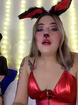 Snapshot of FatalAllure_Trio chatting on February 27, 2026, 8:41 pm FatalAllure Trio online show from February 27, 2026, 8:41 pm