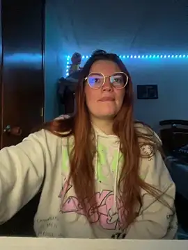 Snapshot of Vixroy7 chatting on February 9, 2026, 11:58 pm Vixroy7 online show from February 9, 2026, 11:58 pm