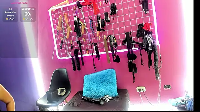 Snapshot of Slave_Melany_bdsm chatting on February 2, 2026, 1:54 pm Slave Melany bdsm online show from February 2, 2026, 1:54 pm