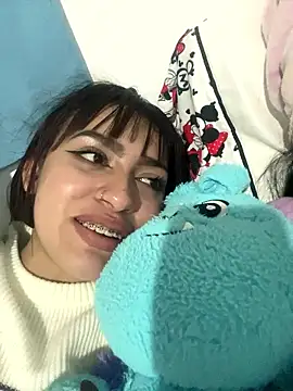 AshleySchmitt  online show from January 18, 2026, 7:45 am